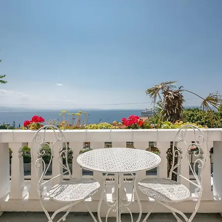 Gloria Apartman Abbázia